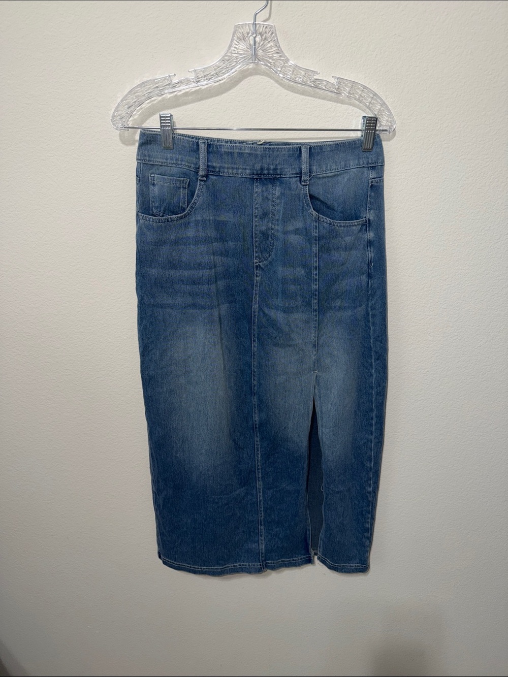 HALARA Women's Straight-Leg Denim Skirt in Classic Blue